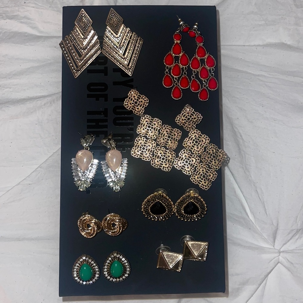 Earring bundle! (8) pair!